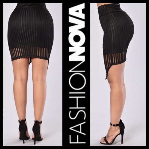 🎈SALE NWT Fashion Nova I Gotchu Skirt - Picture 2 of 7